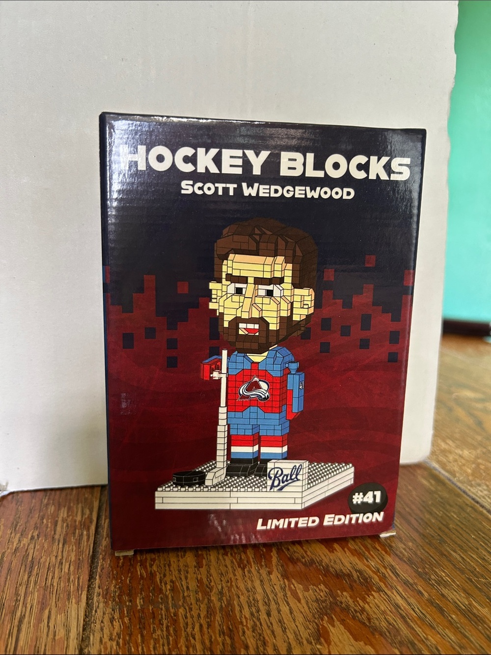 Colorado Avalanche Hockey Blocks Scott Wedgewood Collector Figure - Red/Blue